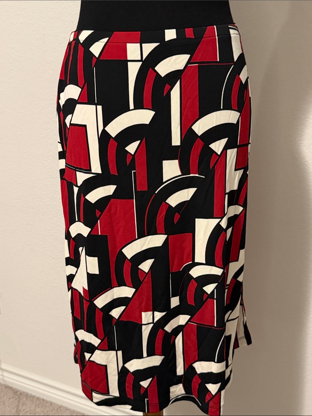 New York & Company Red, Black & White Geometric Midi Skirt